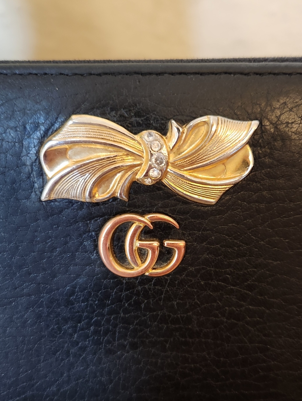 Gucci Marmont Bow Black Leather Zipper Around Wallet - Picture 3 of 9